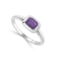 Load image into Gallery viewer, 14K Gold Birthstone Ring