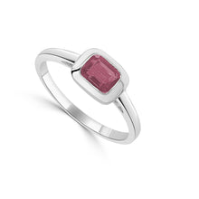 Load image into Gallery viewer, 14K Gold Birthstone Ring