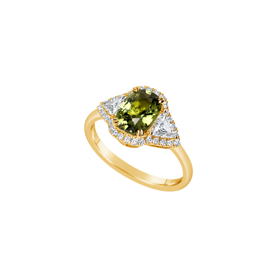 18K Yellow Gold Fancy Color Green Sapphire & Diamond Ring