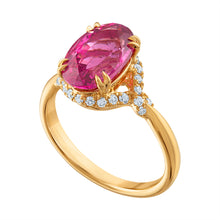 Load image into Gallery viewer, 18K Yellow Gold Oval Pink Spinal &amp; Diamond Ring
